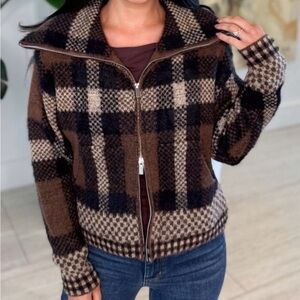 Cozy Plaid Teddy Jacket in Black and Brown